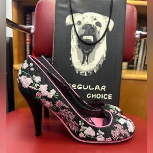 “Irregular Choice” Black pinstripe heels with pink embroidered flowers. Size 37